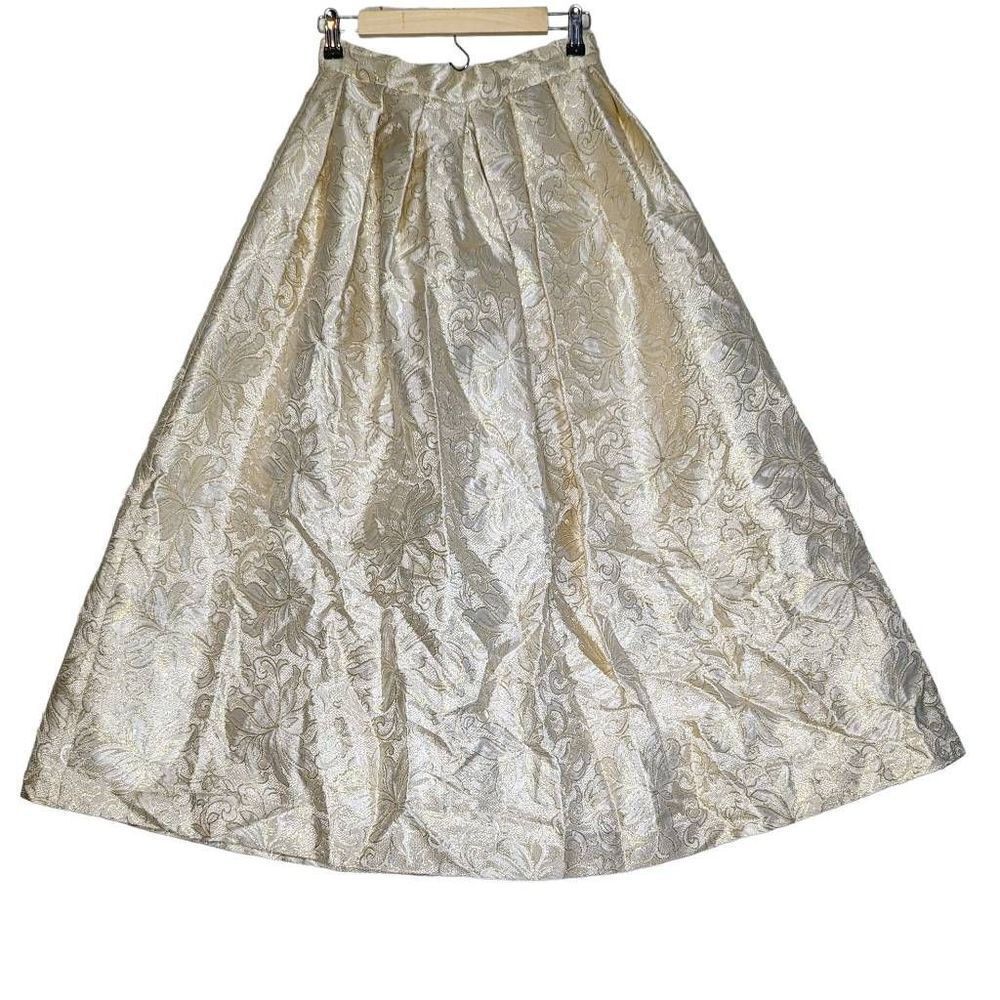 Hampton Nites Embroidered Metallic Cropped Blouse Pleated Skirt Beige Sz Medium - Picture 4 of 15